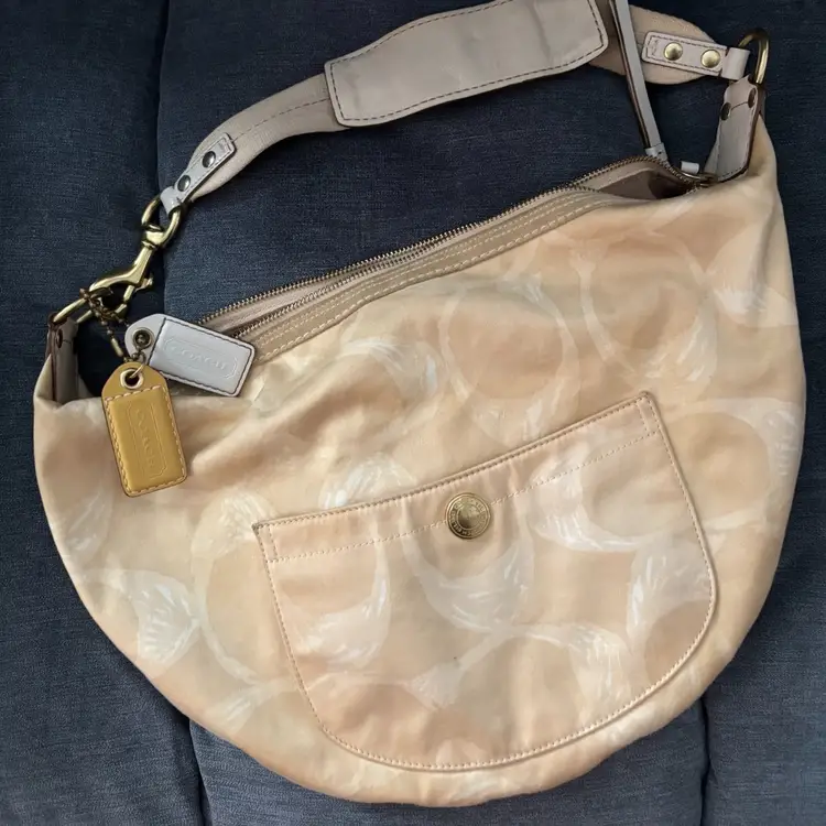 COACH Vintage 2005 Leather Cream and Tan Sateen Fabric Graffiti/Scribble Hampton Hobo Bag M05J-133