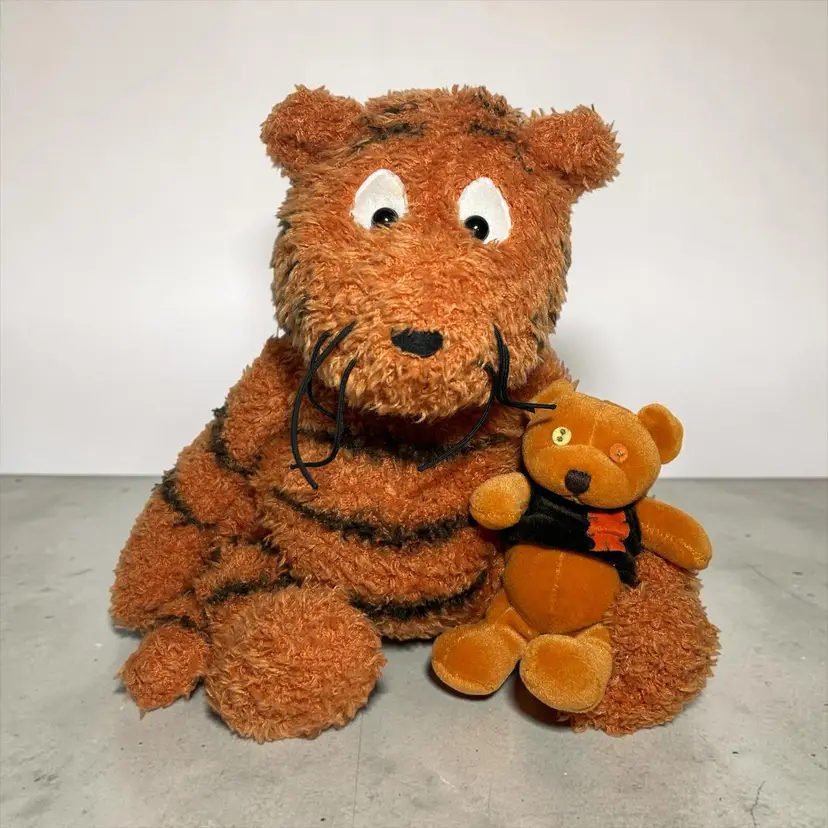 Disney Store Exclusive Classic Tigger with Teddy Bear Plush Stuffed Animal Doll