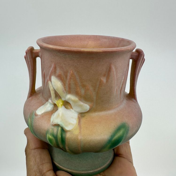 Roseville Pottery Trophy Iris Pink Green 1939 Art Deco Vase