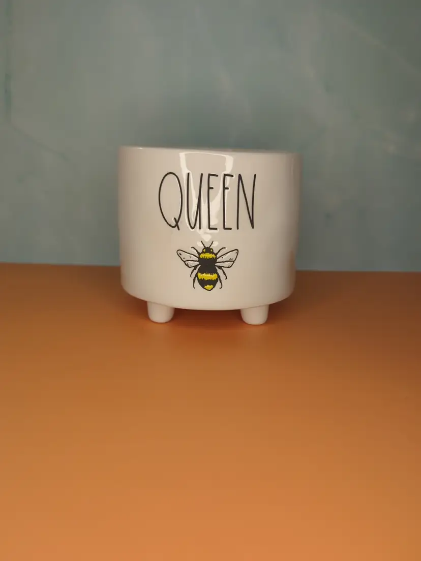 Rae Dunn "Queen Bee" 3.5" Planter