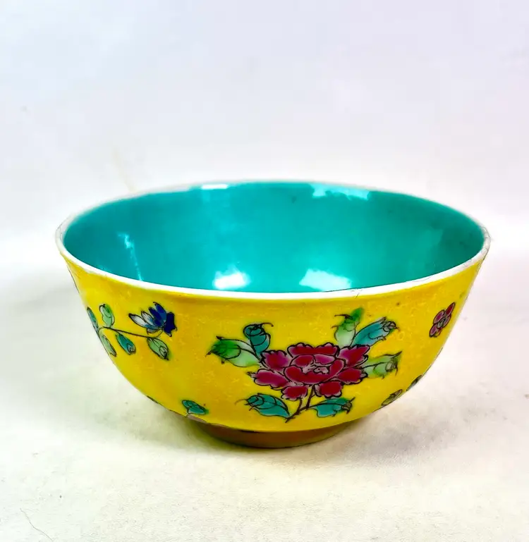 Antique Chinese Famille Rose Porcelain Bowl Painted Art Signed