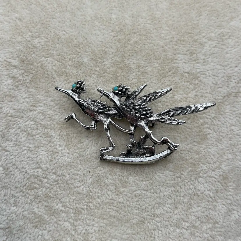 Vintage Silver Tone Pair Roadrunners Faux Turquoise Eyes Brooch