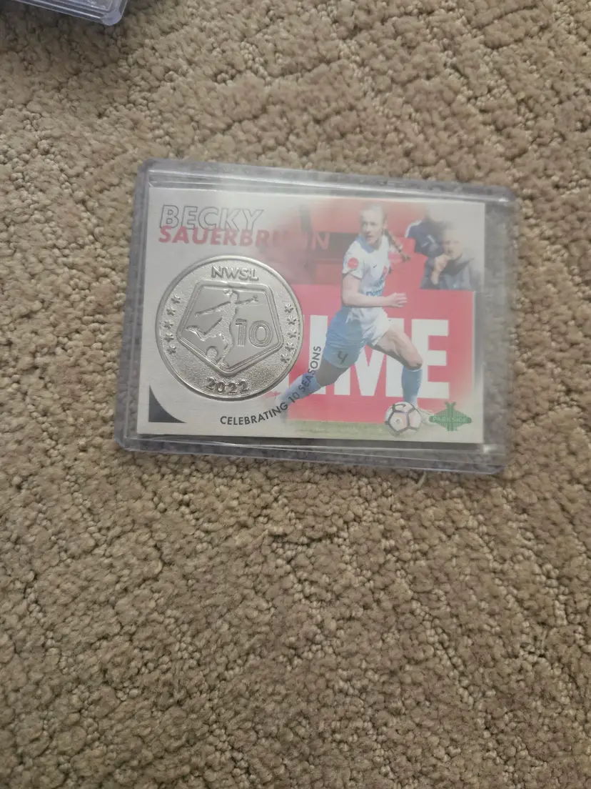 Becky Sauerbrunn 2022 Paramount Coin Card