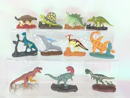 Vintage Jurassic Park Die Cast Metal Dinosaurs Figures 1993 Kenner UCS & Amblin Collectible toy figurines