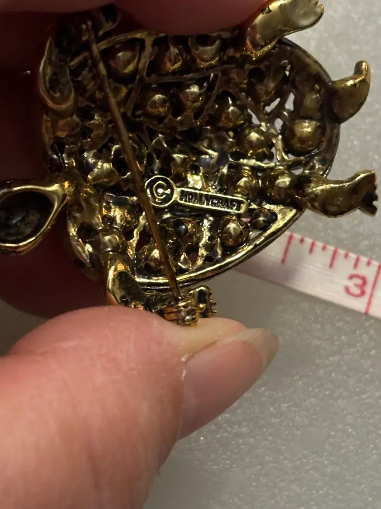 Hollycraft Sea Turtle Brooch Gold Tone Pink Rhinestones Signed Vintage