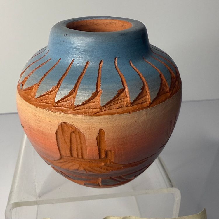 Navajo Red Earth Pottery Vessel Seed Pot Artist Signed With COA 2.75”