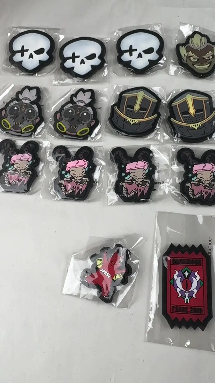 Blizzard Entertainment Hook Loop Badge Lot of 27 (BX25)