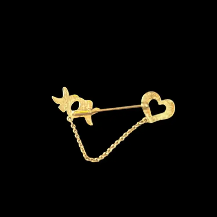 Love Kisses Heart Pin XOX Chateline Gold Tone Avon Vintage Jewelry