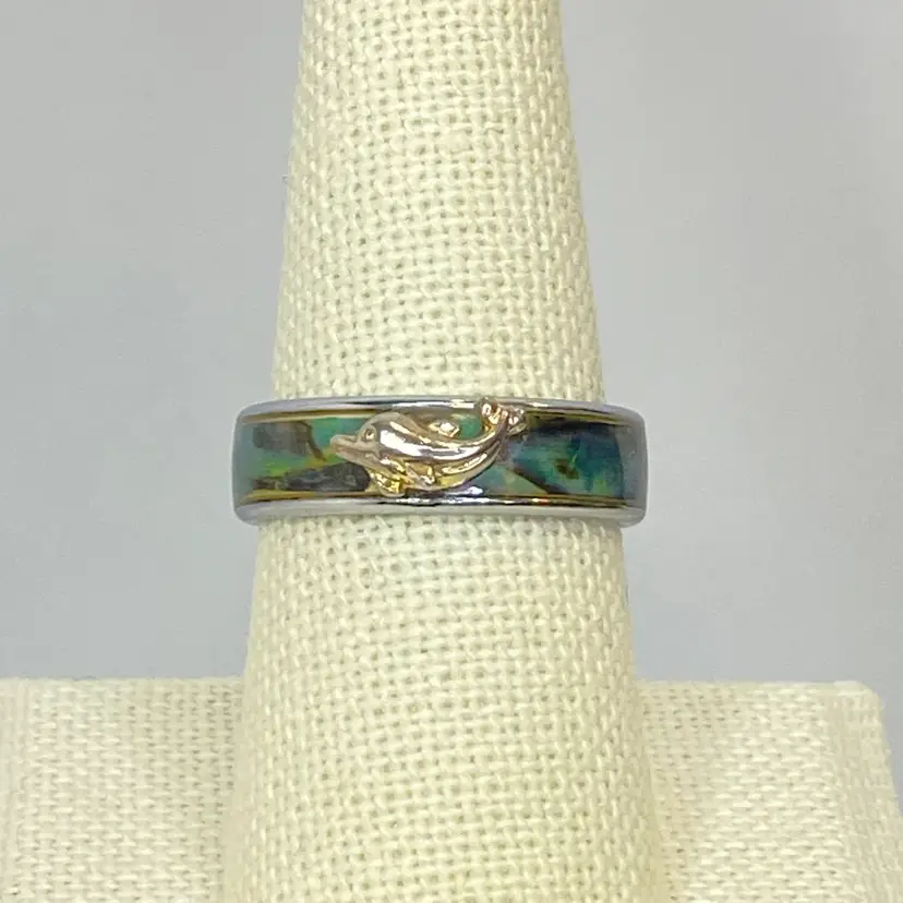 Vintage Silver Tone Dolphin Green Blue Abalone Mother of Pearl Shell Band Ring