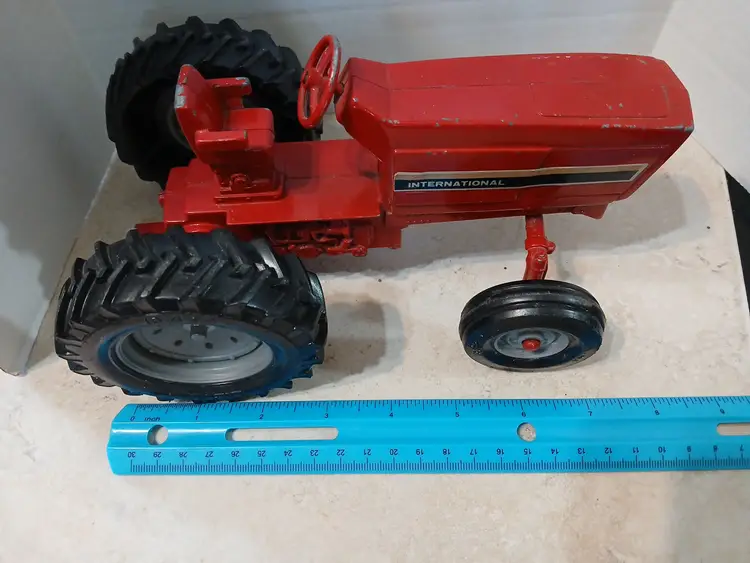 Vtg International Tractor ERTL Toy