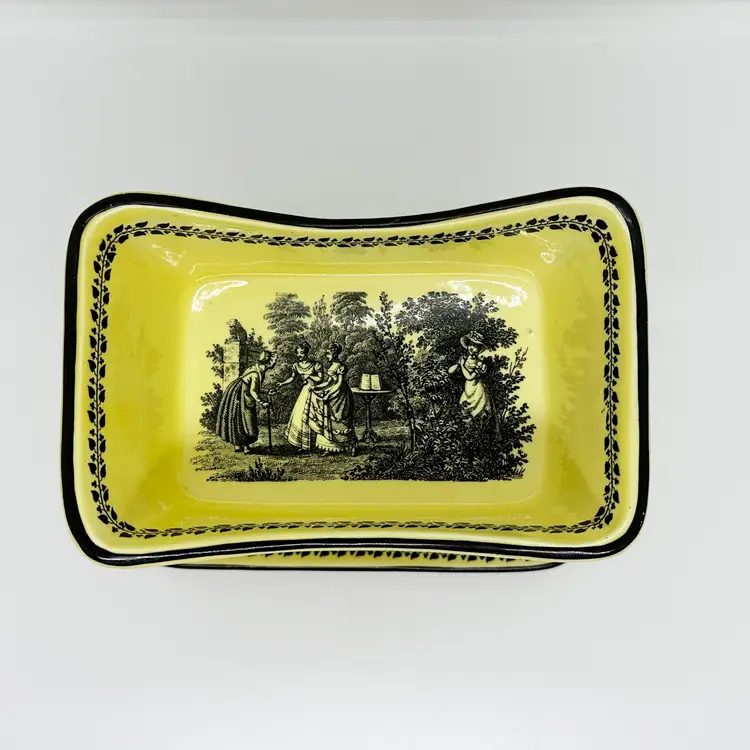 Vtg Regency Mottahedeh Creil Gravy Boat Canary Yellow Landscape Serving Dish