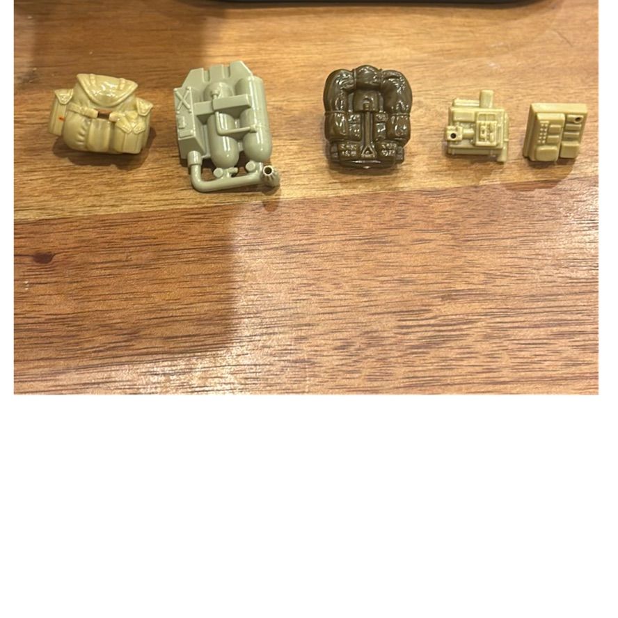 TOMAHAWK TOYS