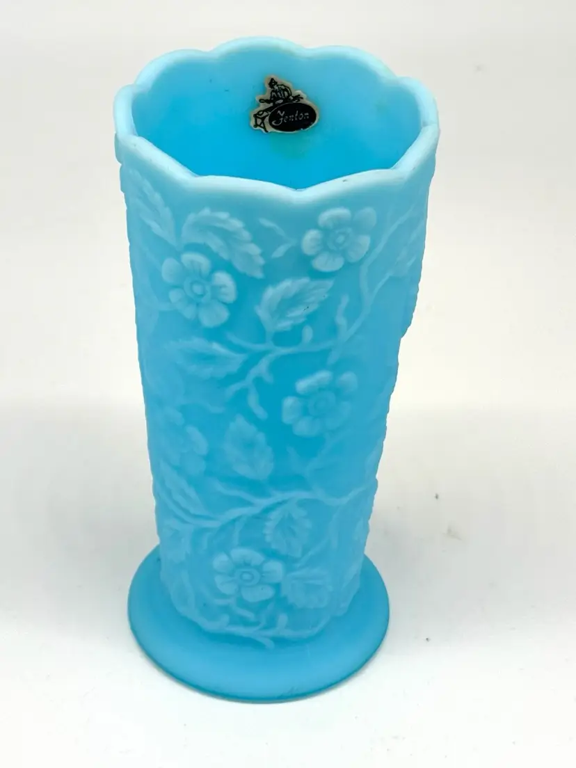 Vintage Art Glass Fenton Blue Satin “Peacock In The Garden” Pattern Apx 8”h Nice Weight And Feel