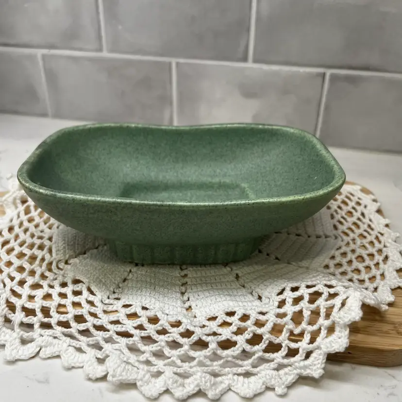Vintage McCoy Speckled Green Planter, 1960s, #1081, made in the USA, vintage McCoy planter