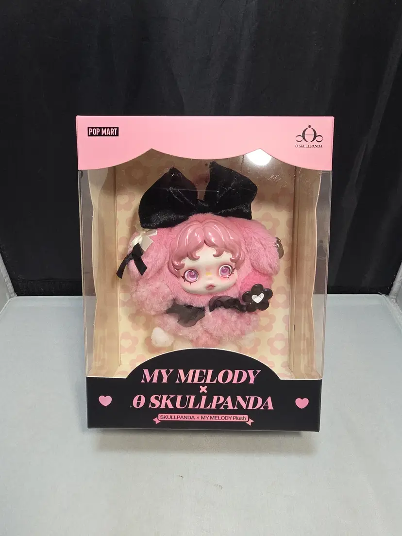 POP MART X SANRIO SKULLPANDA *** MY MELODY *** NIB (QU)