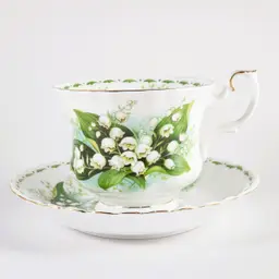 Royal Albert May Tea Cup & Saucer - Flower of the Month Series "Lily of the Valley" England