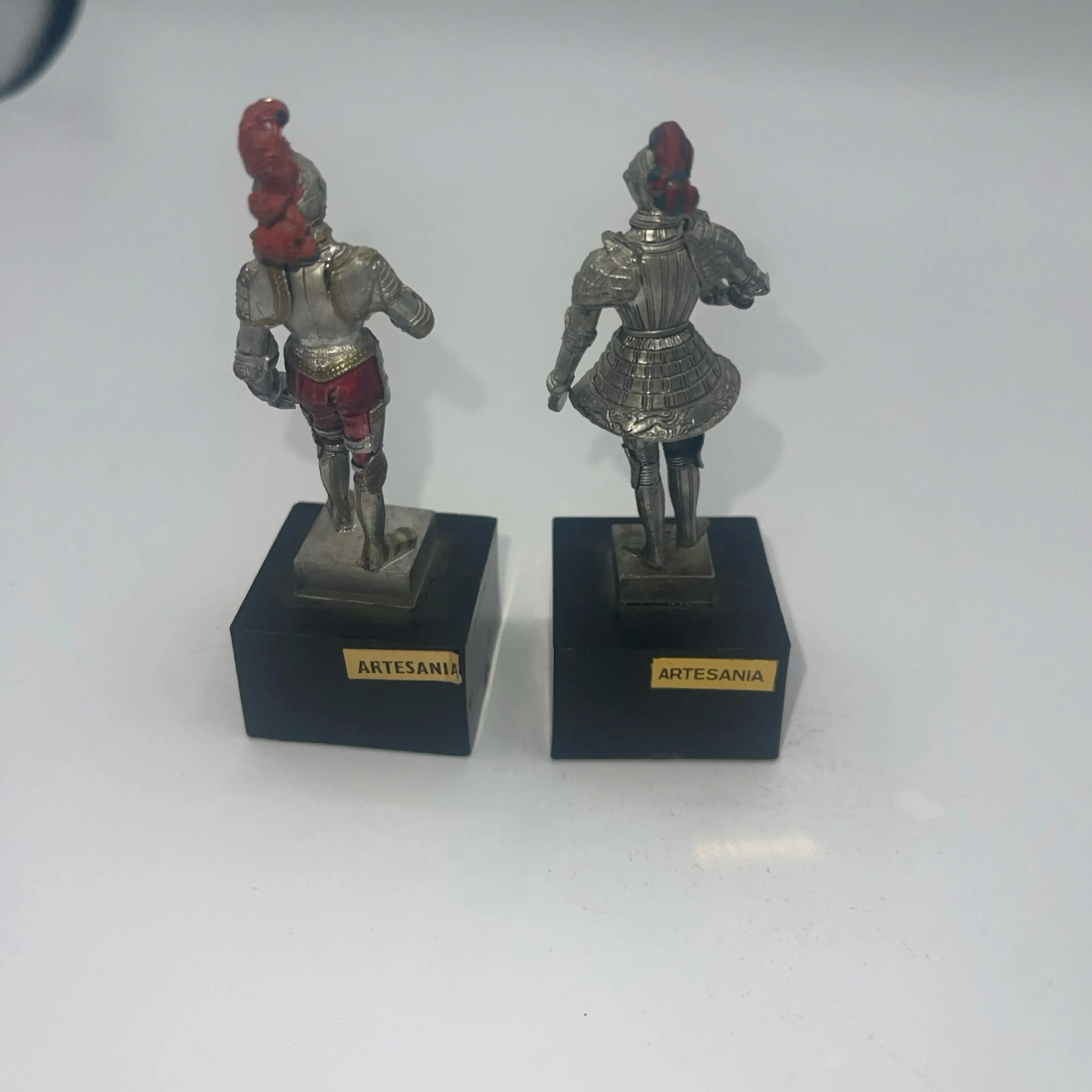 Image 4 of 8