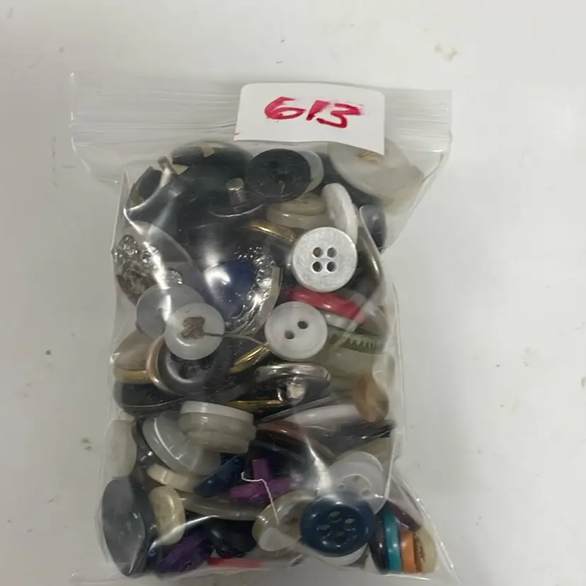 Bag Of Buttons 613