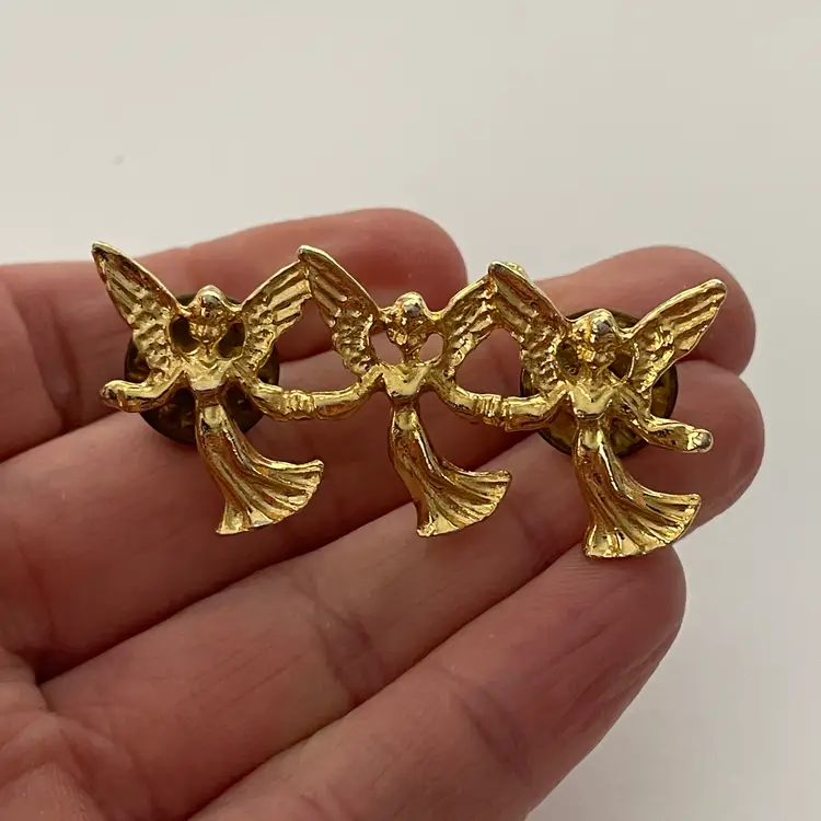 Vintage three angels gold tone cluster pin brooch