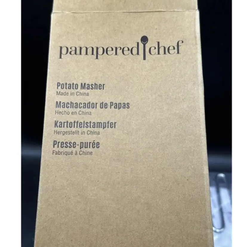 NIB - Pampered Chef Potato Masher (Folds Flat) 100268