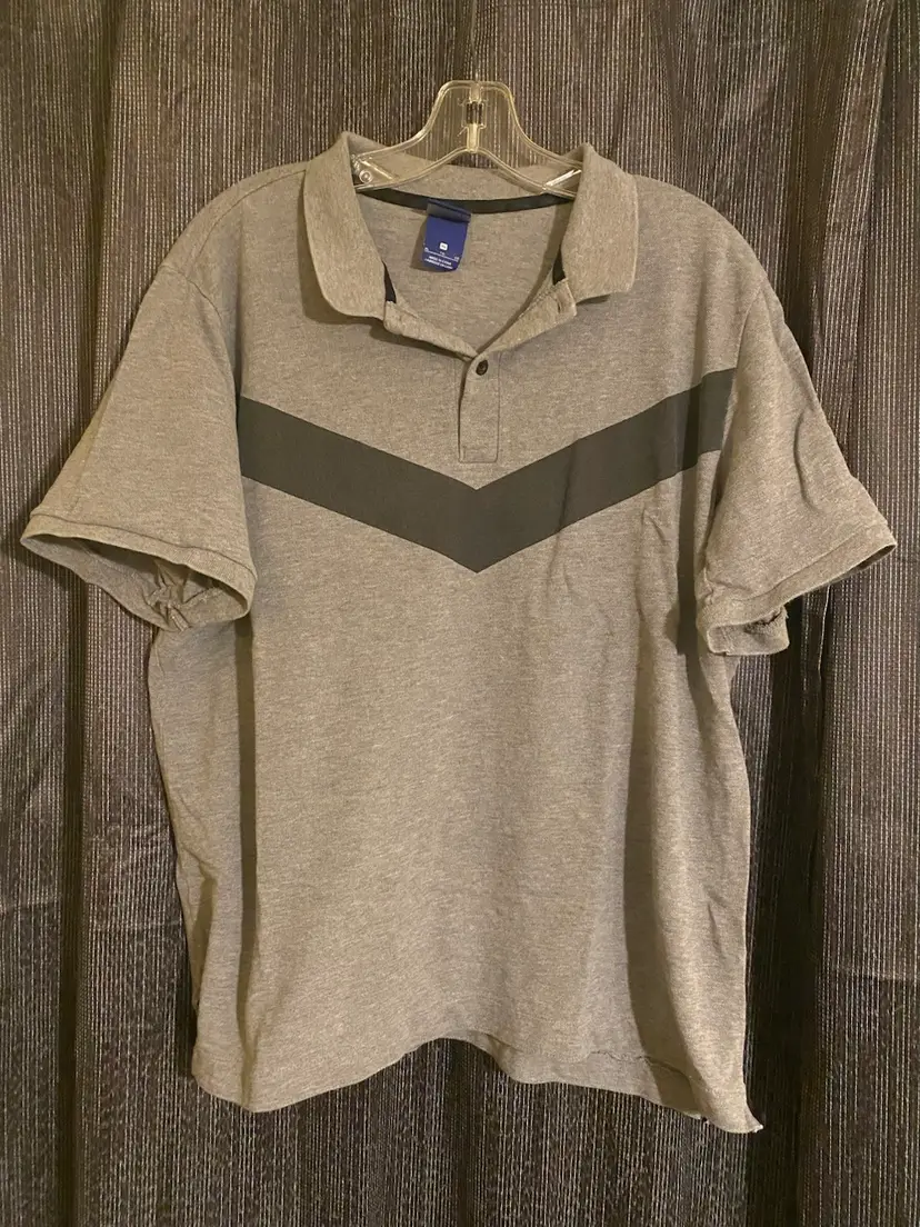 Nike Men's Size XL Gray Short Sleeve Polo Shirt