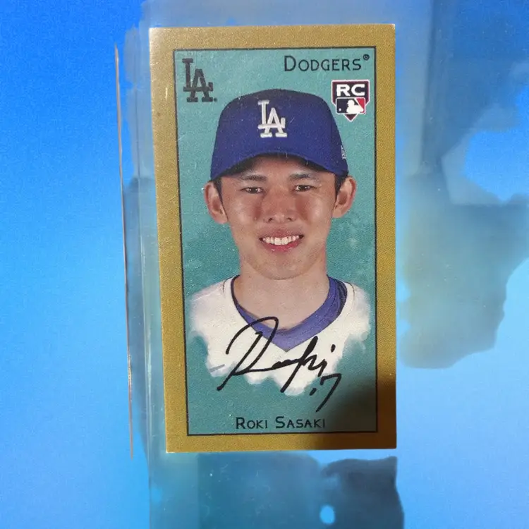 Roki Sasaki Topps 205 Rookie
Los Angeles Dodgers