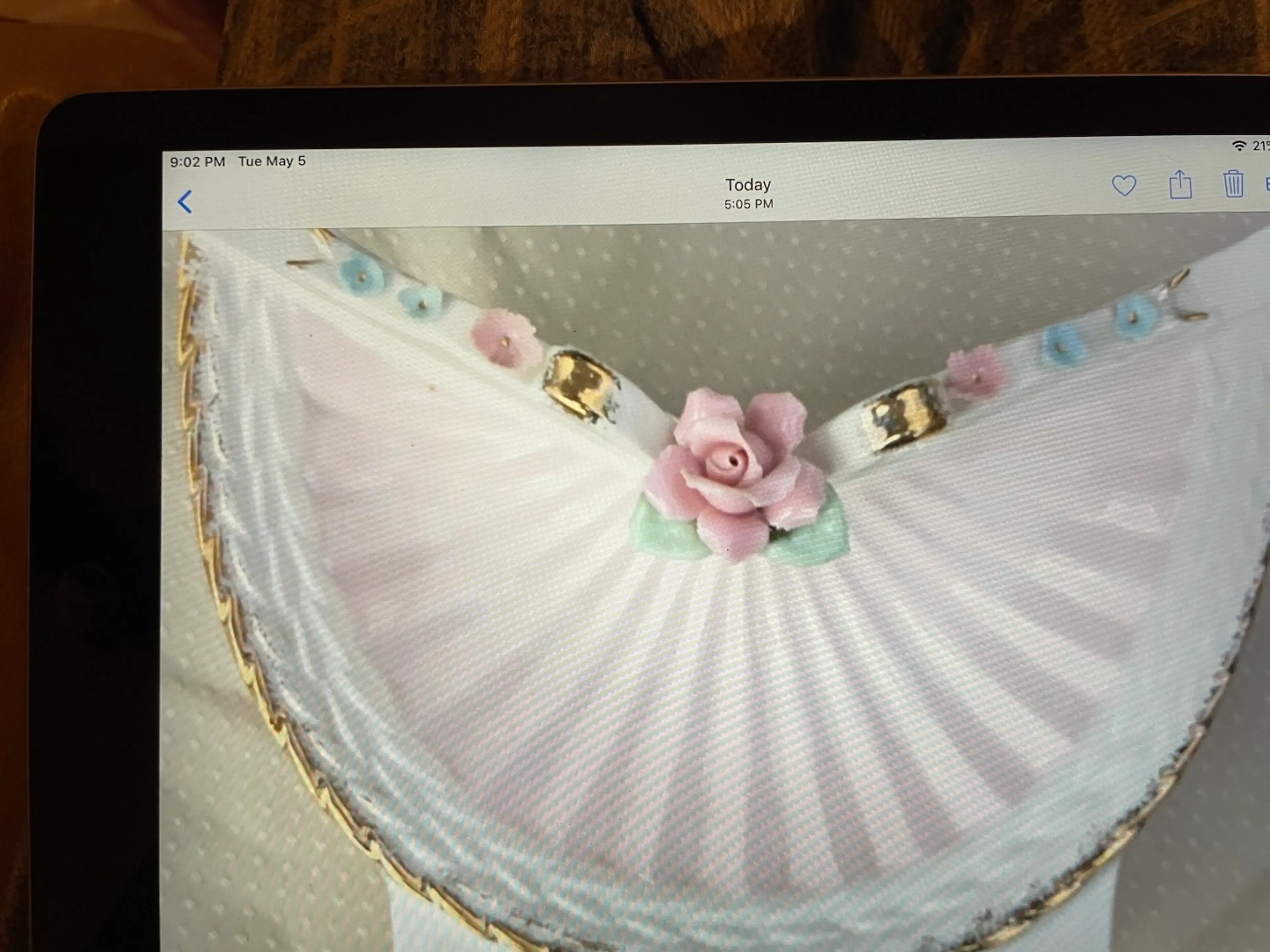 Image 1 of 4