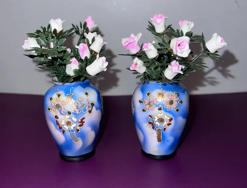 Pair Of Vintage Japan Miniature Vases Moriage Flowers Glow Under UV