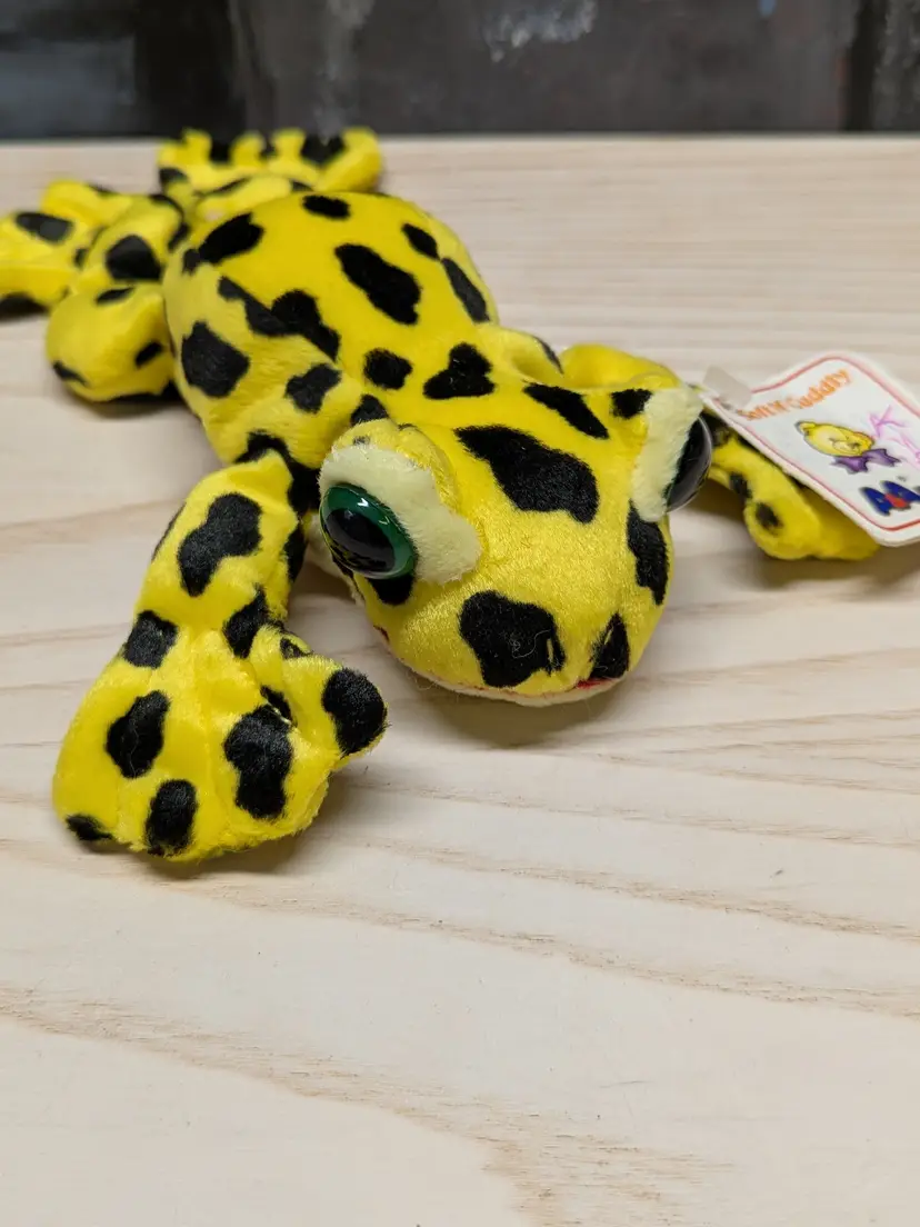 AA Plush Yellow Dart Poison Frog Soft Cuddly 9” Vintage Black Spots Green Eyes Tags Toy 90s Stuffed Animal