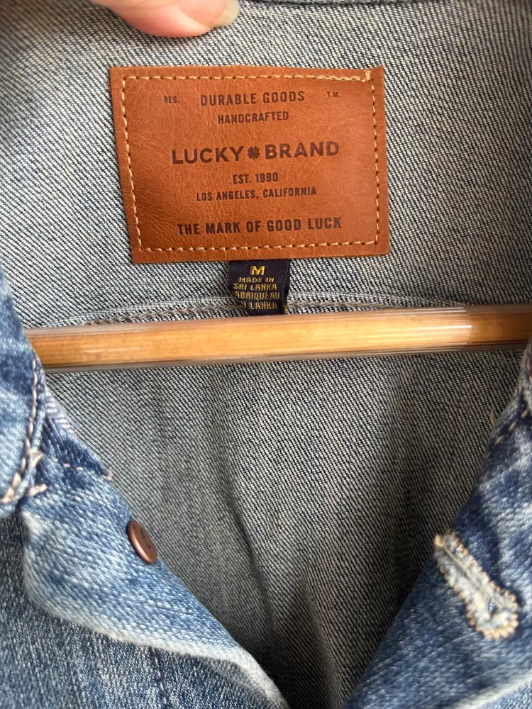 Lucky Brand Woman’s Denim Trucker Jean Jacket Size Medium