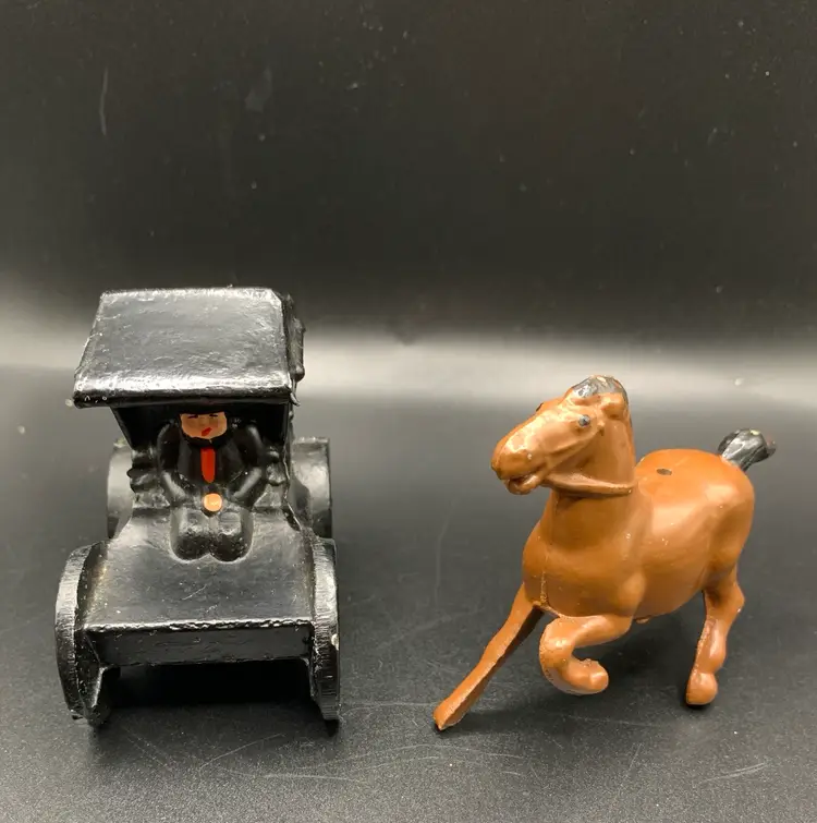 Cast Iron Amish Buggy and Horse Shakers