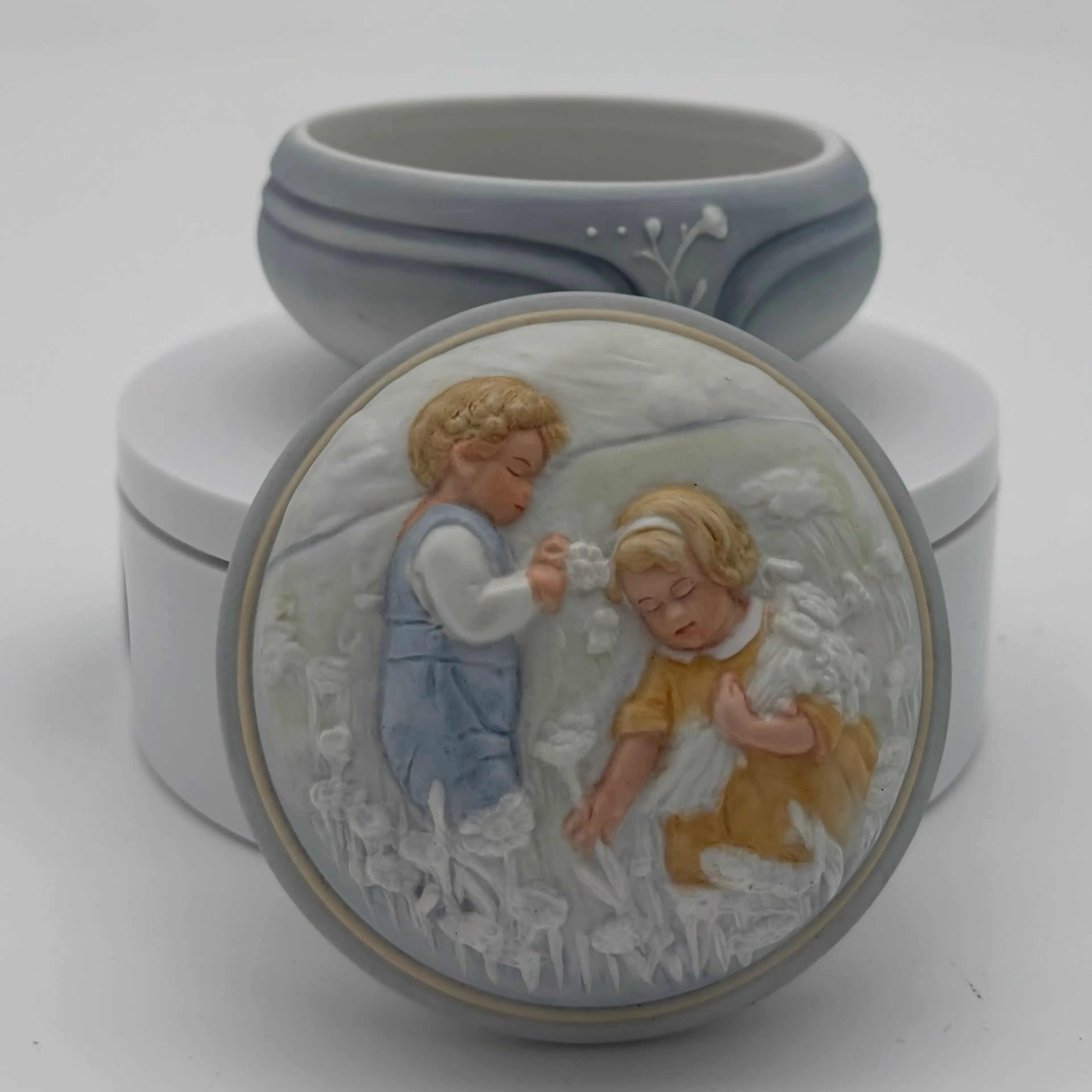 Image 1 of 6