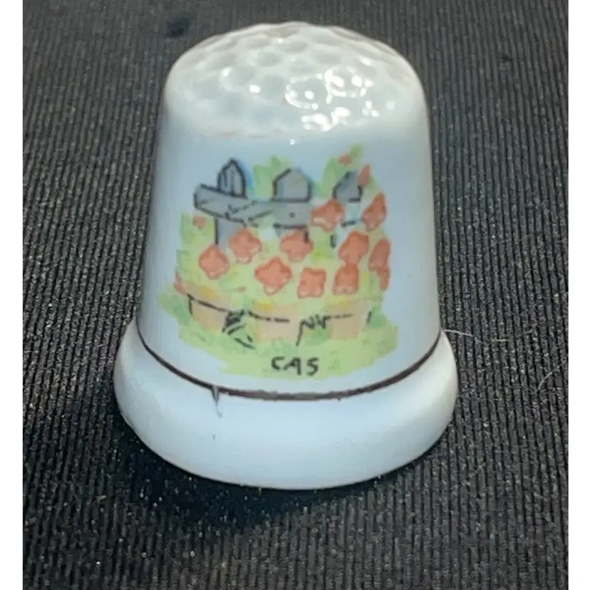 Bone China Thimble With A Cute Design