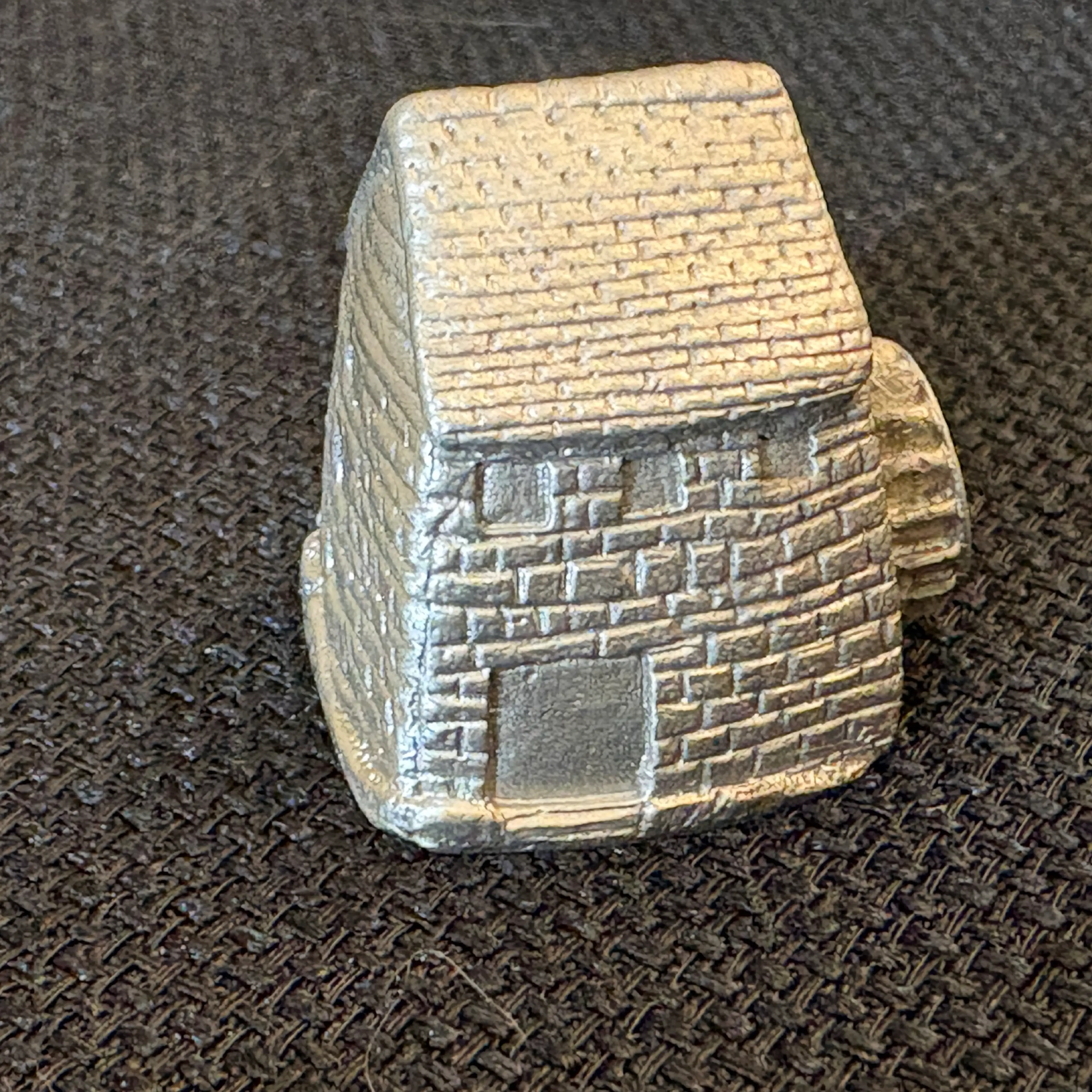 Image 3 of 4