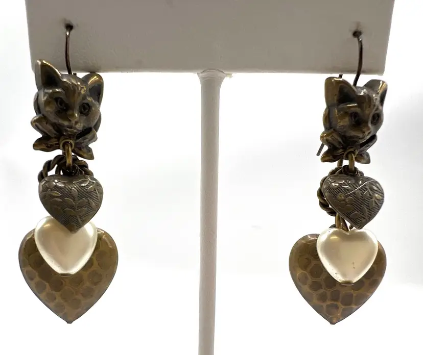 Cat Face Dangle Earrings, Gold and Faux Pearl Hearts, Ear Wire Pierced Dangles, Valentine Gift