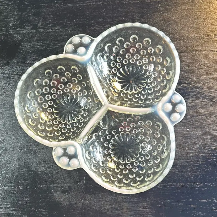 Vintage Anchor Hocking Moonstone Opalescent Hobnail Dish