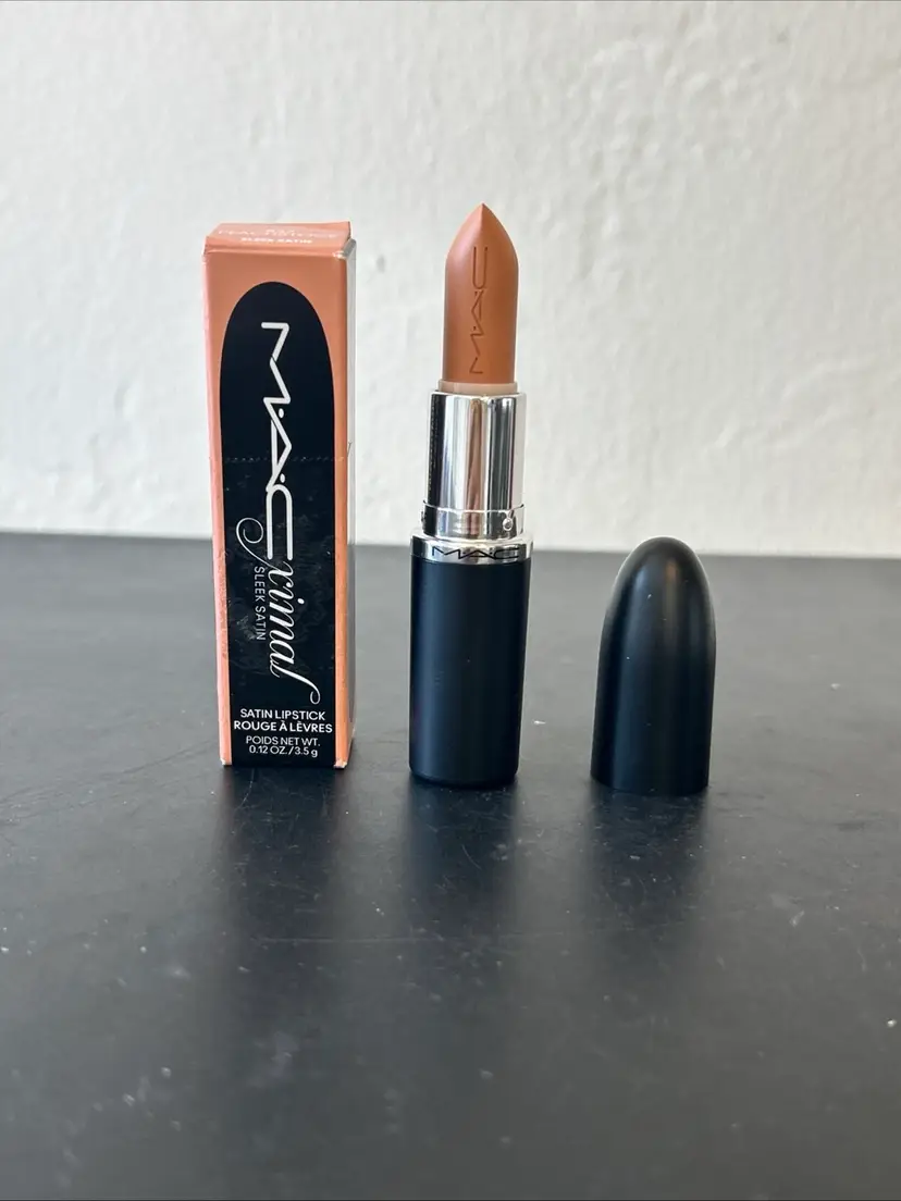 M.A.C Macximal Sleek Satin Lipstick 837 Peachstock NIB