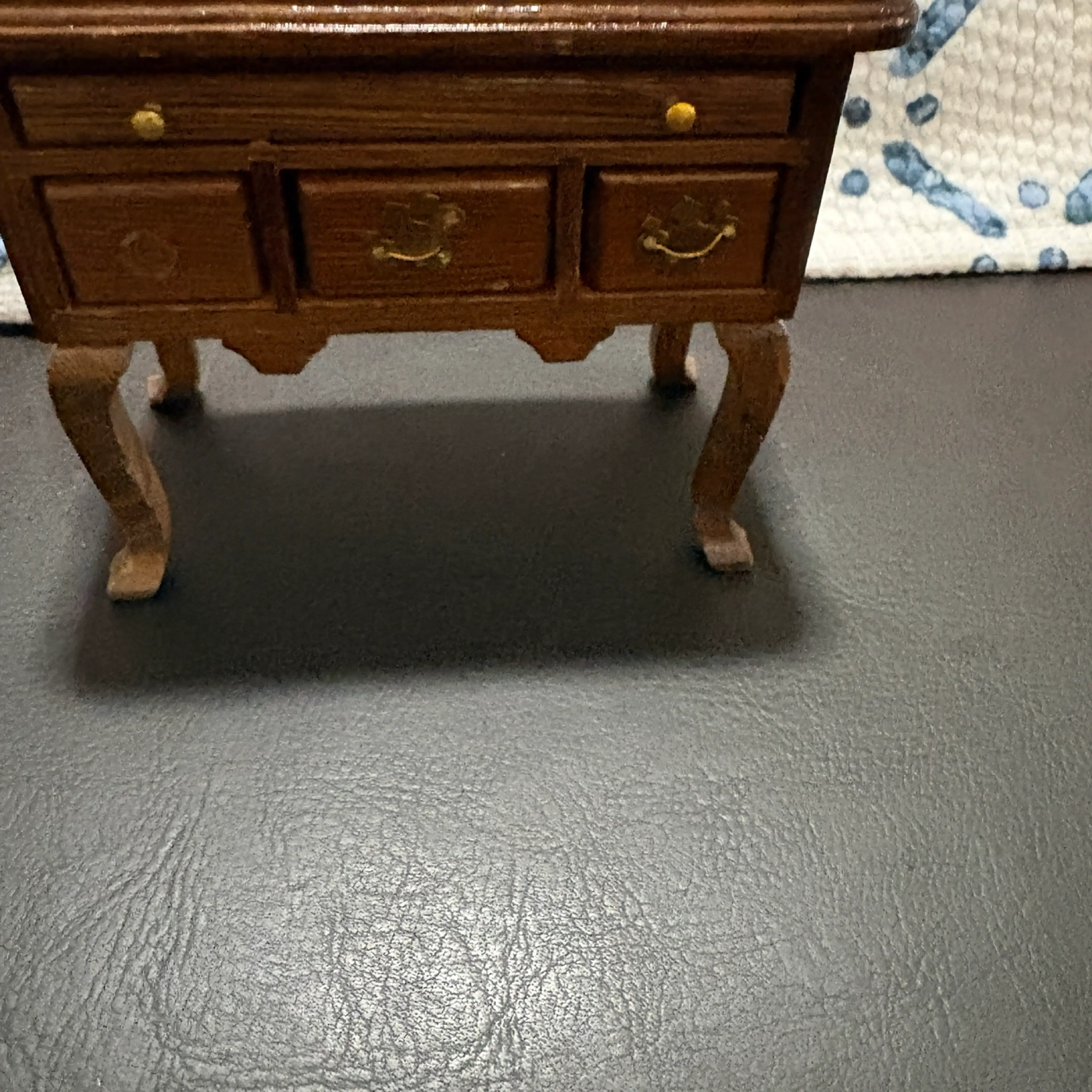 Image 2 of 5