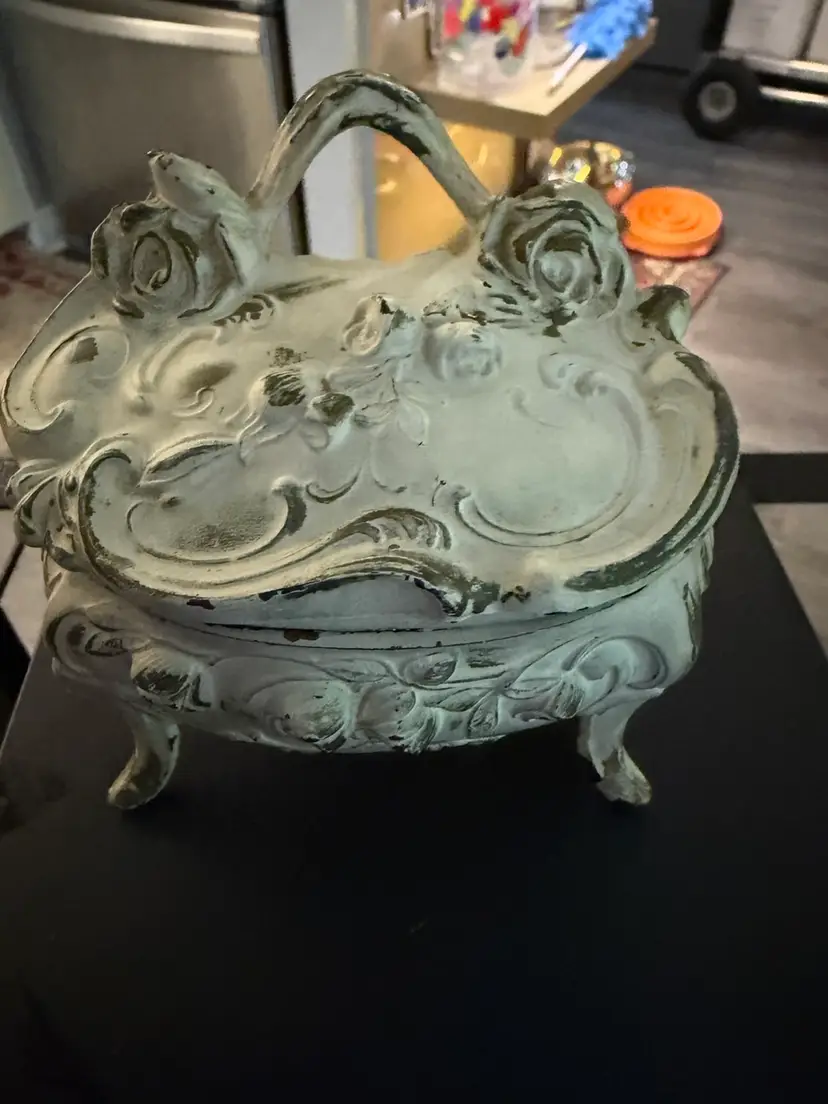 Vintage Metal Jewelry Trinket Casket Art Noveau “shabby chic” style