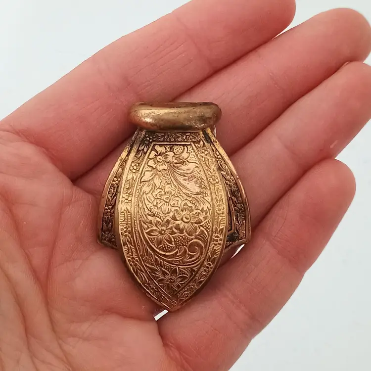 Antique Vintage Art Nouveau Ornate Floral Design Dress Clip Gold Tone 2"