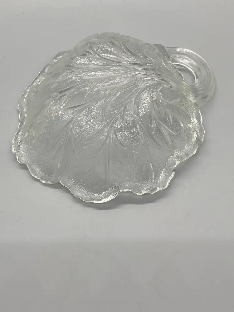 Indiana Glass Cabbage Leaf Clear Pebble Glass Candy Trinket Dish 5.5"