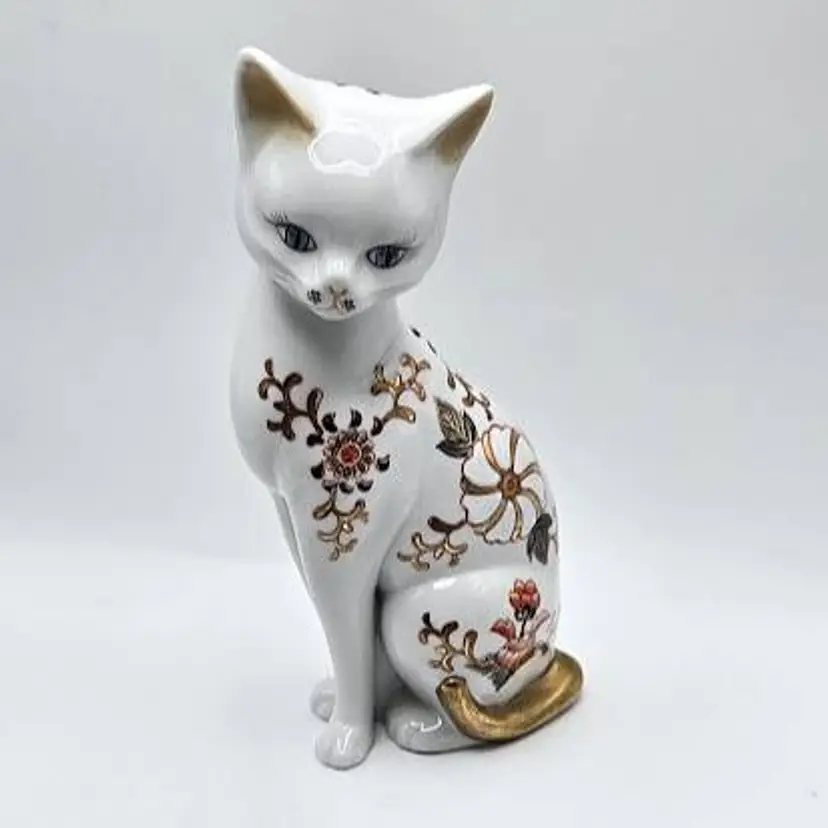 Vintage Toyo Japan Hand Painted Ceramic Cat Figurine