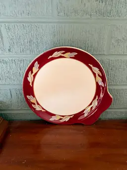 Vintage Salem China Coronet Plate with Handle – 7.5 Inch Burgundy & Gold Feather Design – Mid Century Bread Dessert Plate