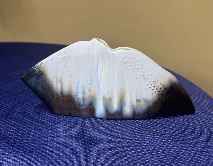 Bill Campbell Crystalline Art Ridge vase 4.5" by 9.5"