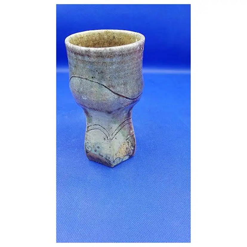 VINTAGE SIGNED AND HANDMADE POTTERY