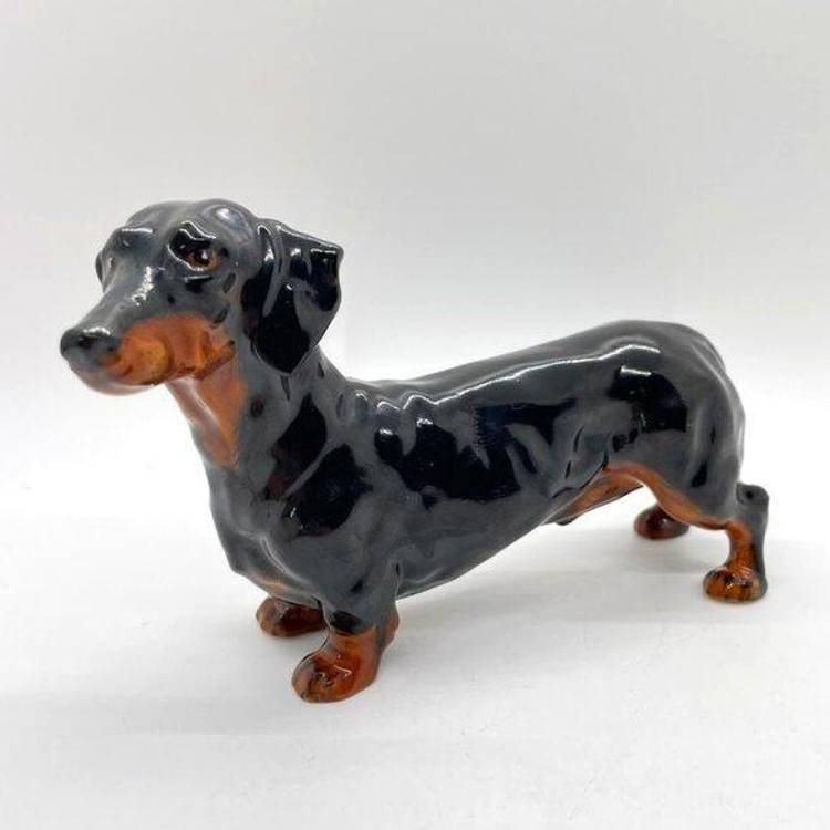 Vintage Royal Doulton Dachshund Wiener Dog Figurine HN1128 Bone China