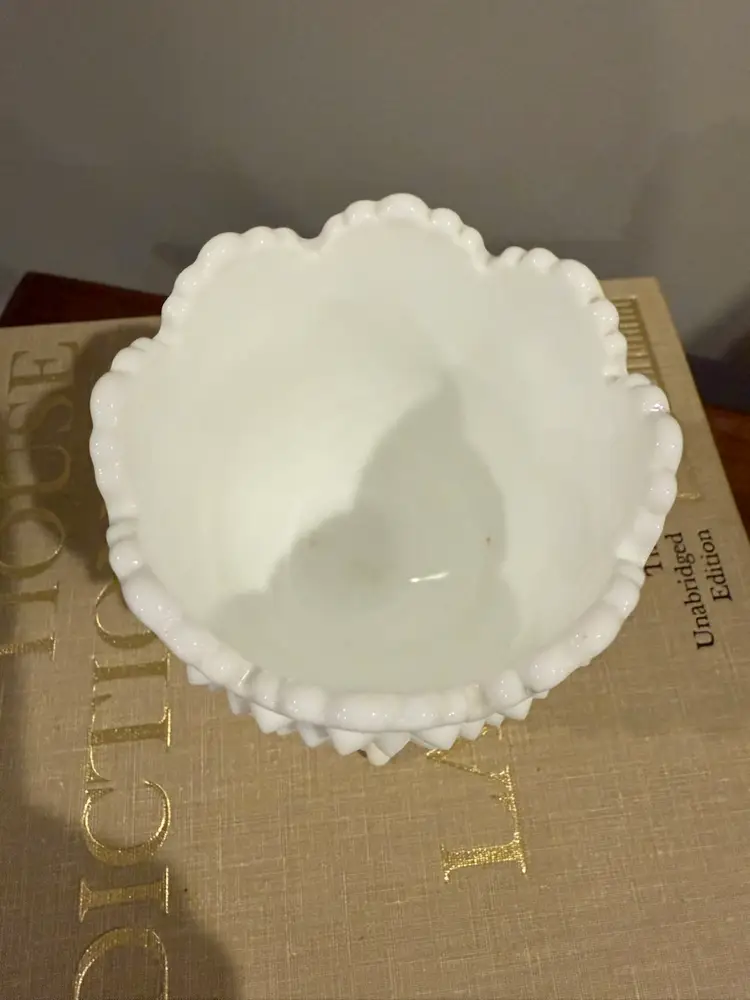 Fenton White Milk Glass Hobnail Egg Shaped Three Footed Vase