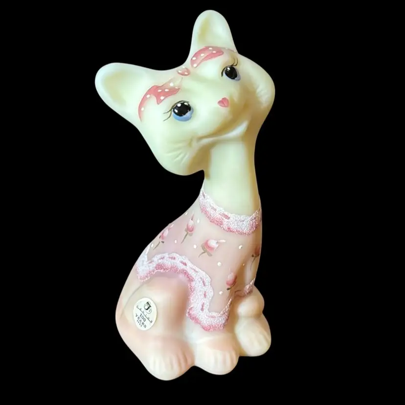 Fenton FAGCA (stamped) Ltd. Edition GLOW Burmese Rosalene Satin Glass Sweetheart Happy Cat 4” ~ Shelly Fenton & N. Kelly 100th Anniversary
