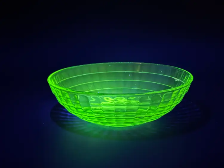 Anchor Hocking Block Optic Green Uranium Vaseline Depression Glass Serving Bowl 8" | Uranium Glass