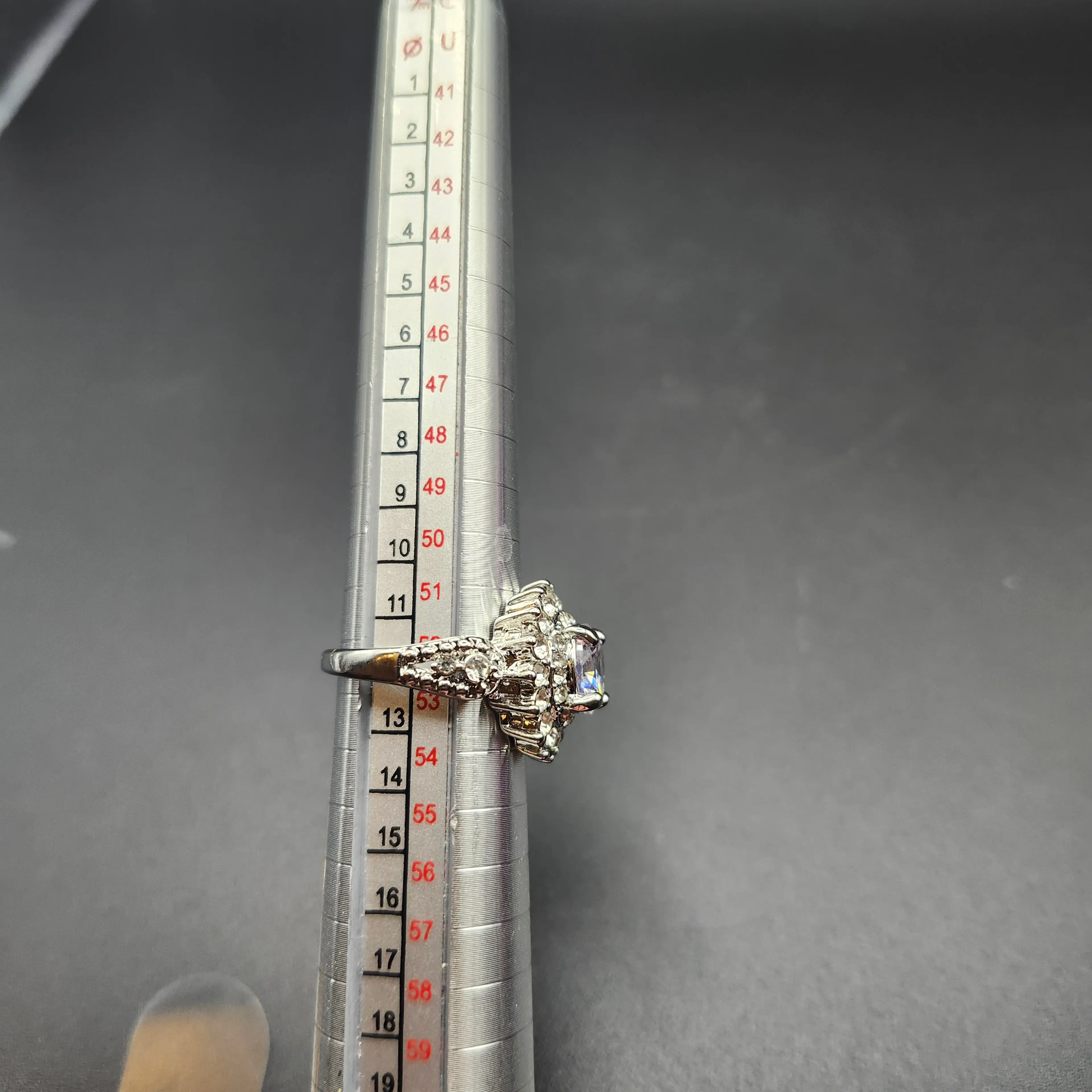 Image 4 of 6